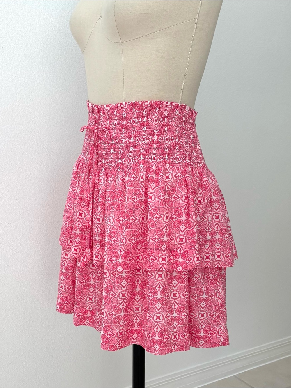 Vineyard Vines Nellie Smocked Waist Skirt NWT Cora Pink White Print XL